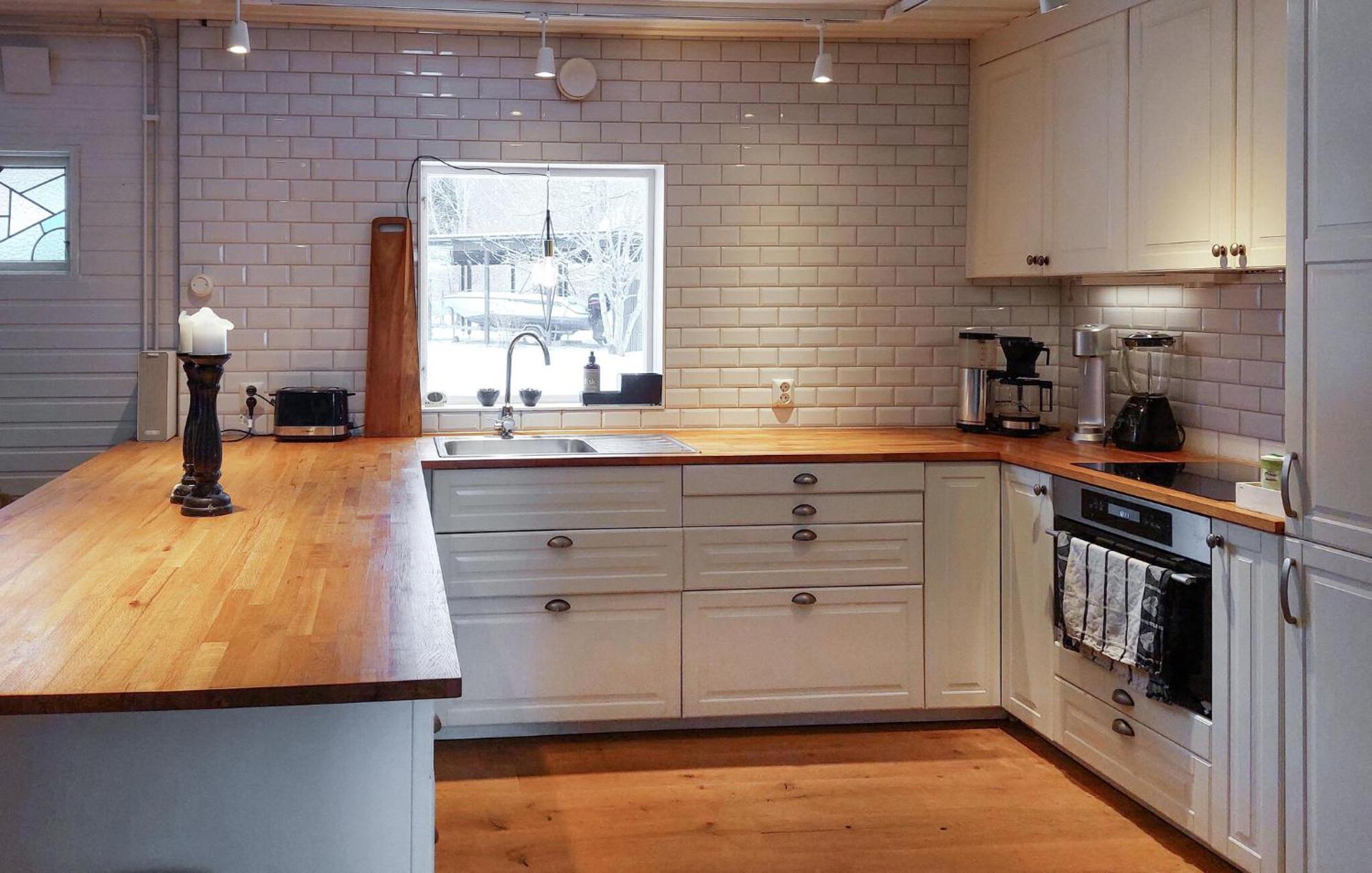 Beautiful Home In Hjaernarp With Jacuzzi 외부 사진