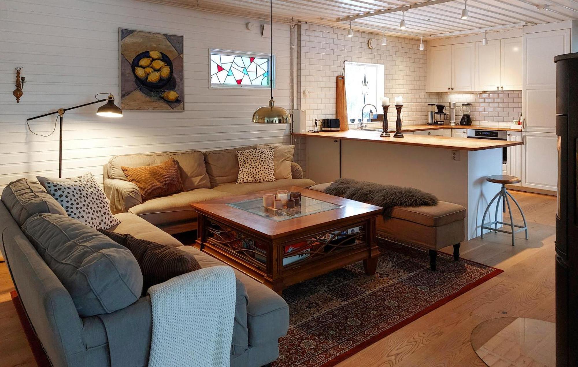 Beautiful Home In Hjaernarp With Jacuzzi 외부 사진